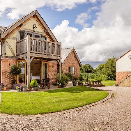 Oak Mead Villa Wrexham Luaran gambar